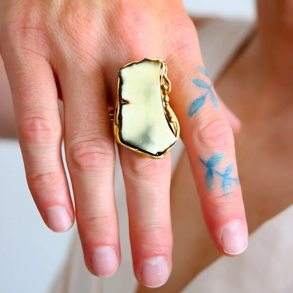Baltic Amber Statement Ring – White & Black Amber, Gold Plated Sterling Silver - Picture 3 of 5